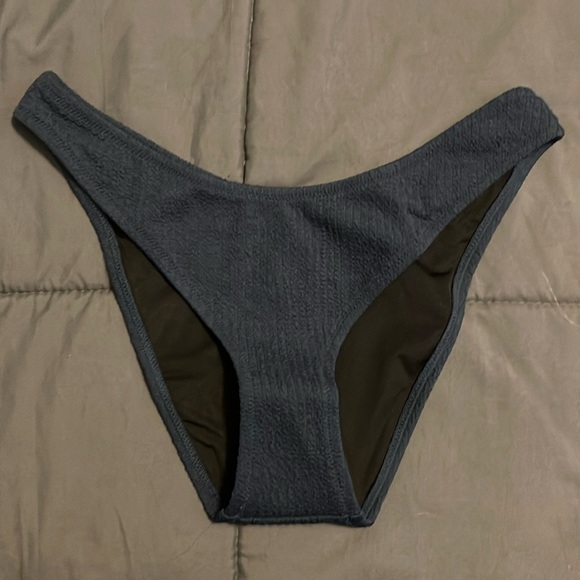 J. Crew Other - JCrew Textured Curved Waist Cheeky Bikini Navy Size Small NWT